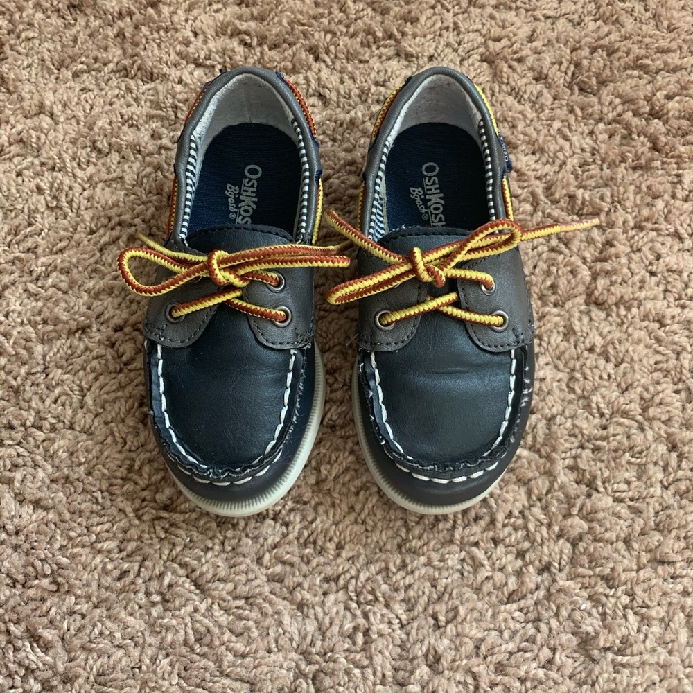 OShKosh loafers, size 7